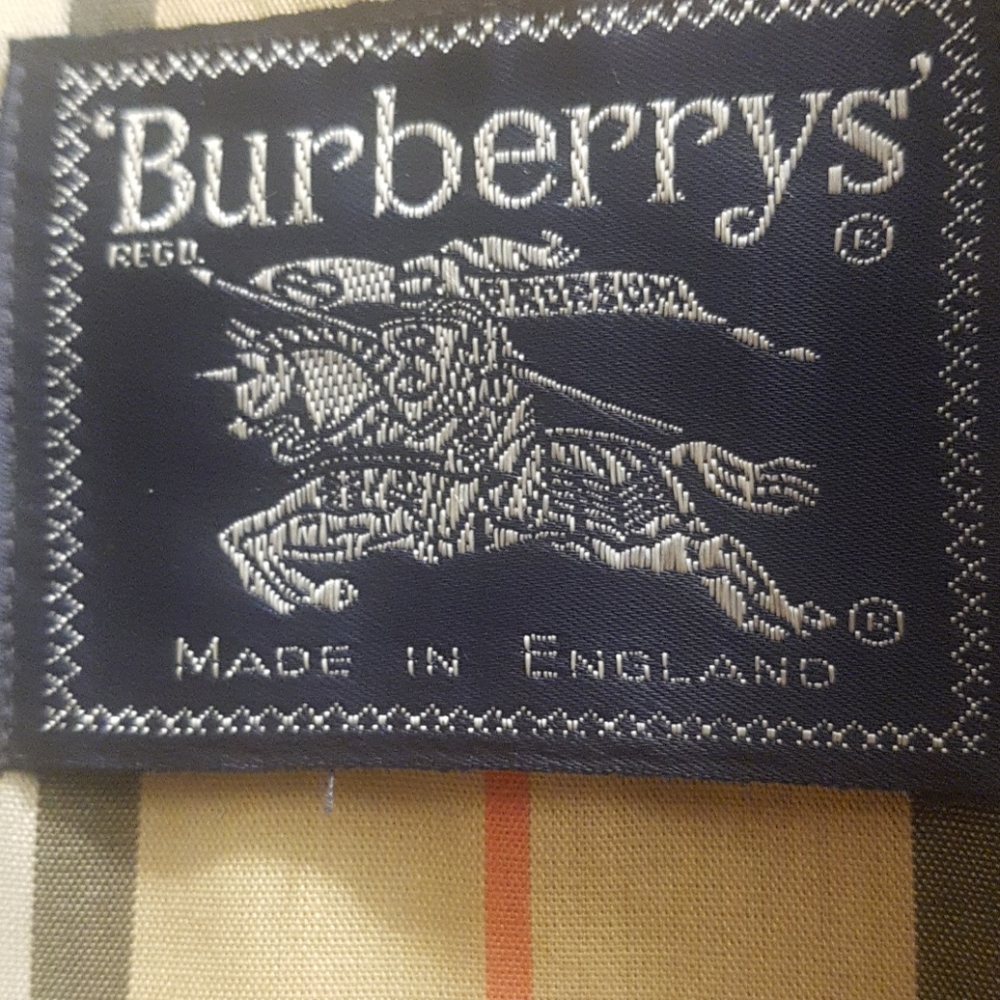 Vintage Authentic Burberrys Trench - Picture 3 of 12